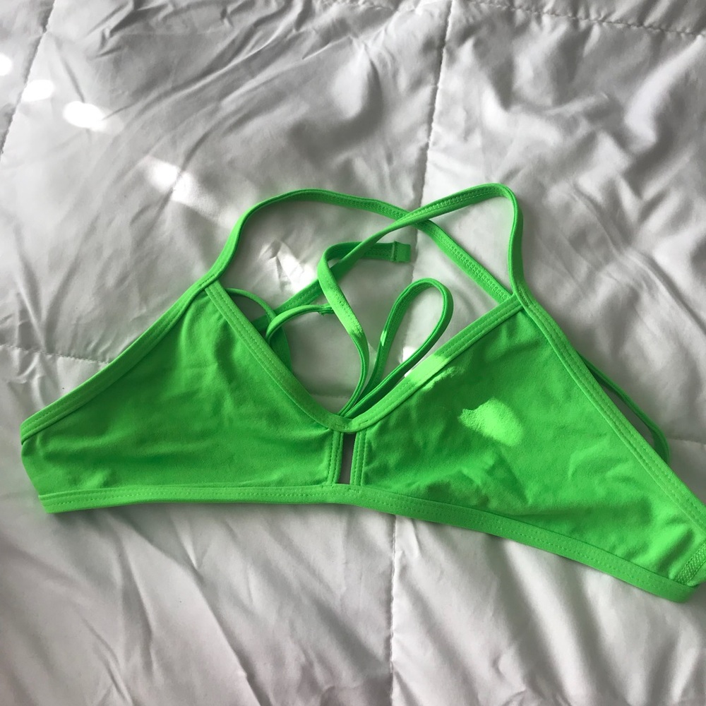 Jolyn Vent Top